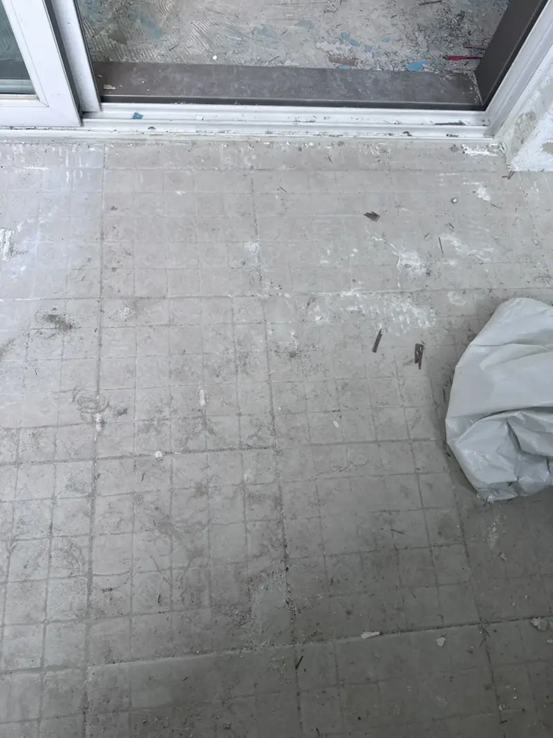 시공 전 베란다 바닥 상태